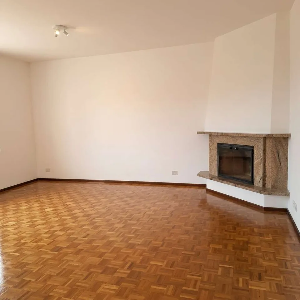 Helles 3.5-Zimmer-Wohnung in Agno mit Swimmingpool und Garten – Foto 2 von 13