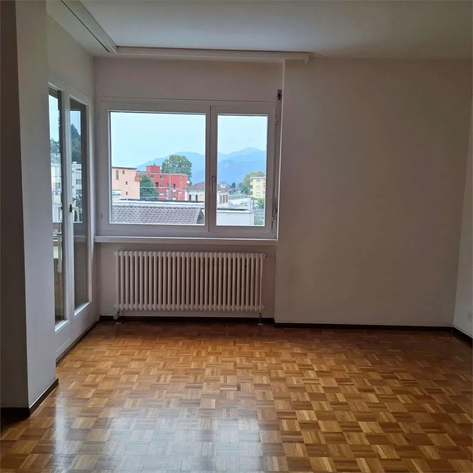 Helles 3.5-Zimmer-Wohnung in Agno mit Swimmingpool und Garten – Foto 8 von 13