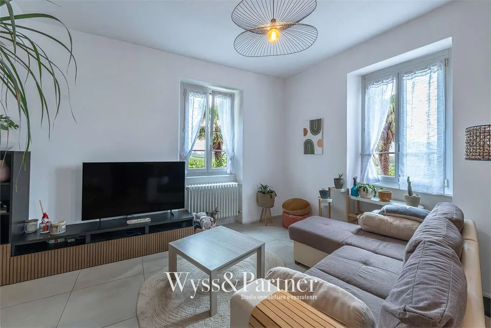 Maison individuelle avec jardin, 3 chambres et 4 places de parking à Castel San – photo 5 sur 13
