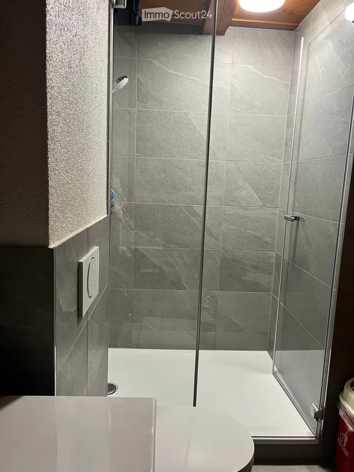 Gemütliches Zimmer zwischen Bern un Solothurn – Foto 3 von 4