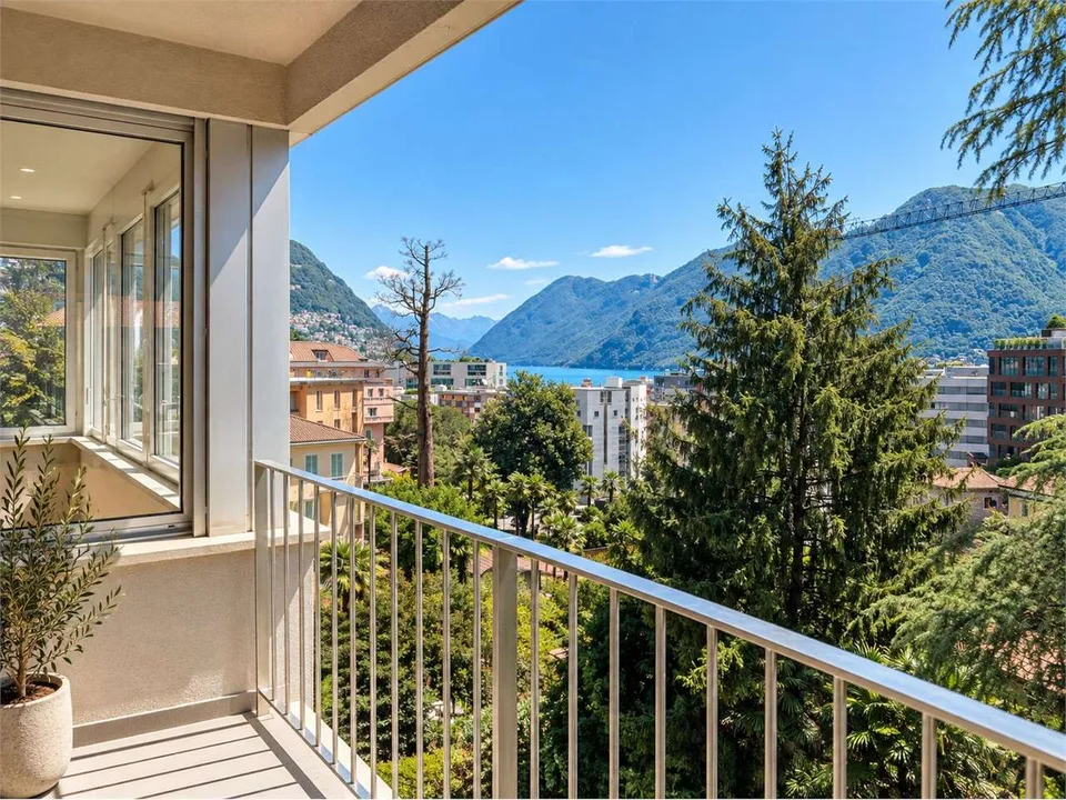 Lugano: exklusives Apartment mit Seeblick – Foto 6 von 7