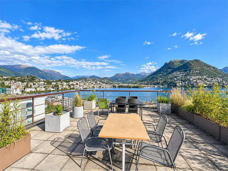 Paradies: 2,5 Zimmer mit Gemeinschaftsschwimmbad – Foto 6 von 7