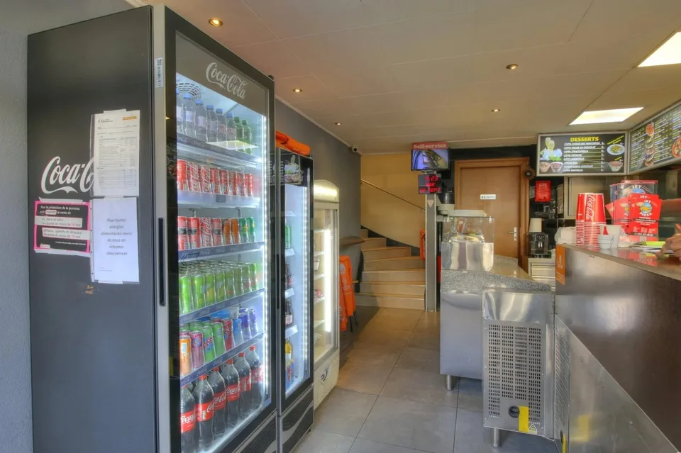 Fonds de commerce Kebab, Pizza, Tacos au centre-ville de Monthey – photo 8 sur 13