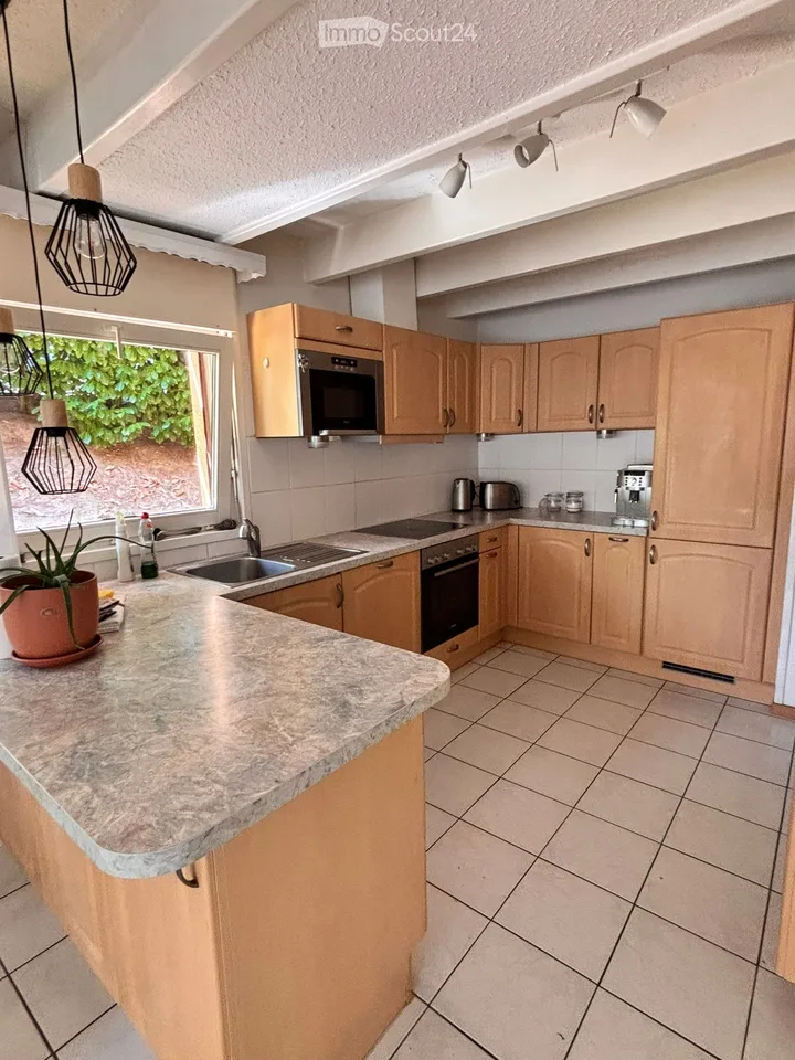 Il fascino di una villa familiare di 5 camere con giardino, vicino a Losanna – foto 4 di 5