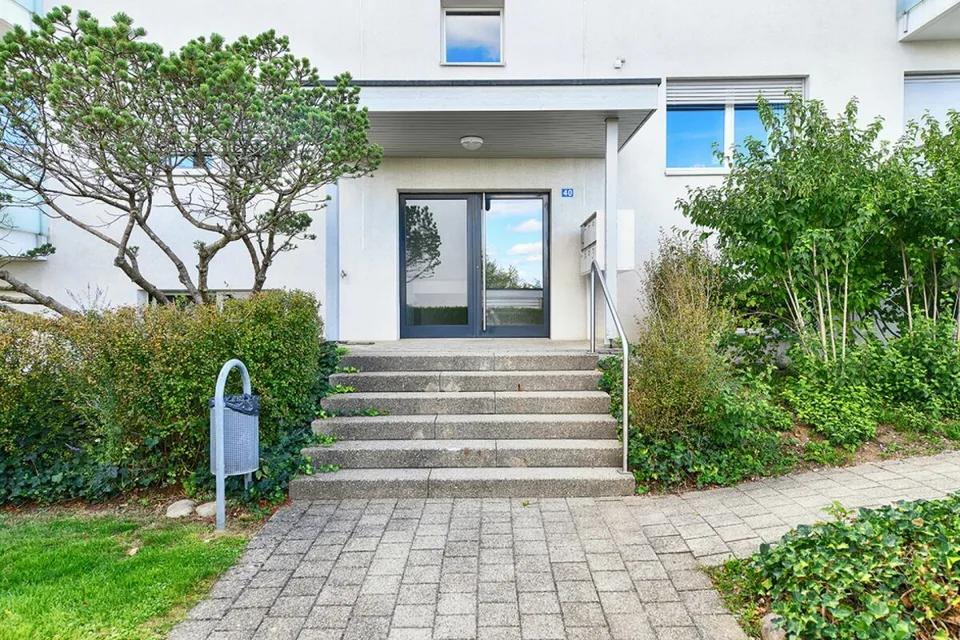 5,5 Zimmer Eigentumswohnung an ruhiger Wohnlage mit Blick ins Grüne – Foto 13 von 14