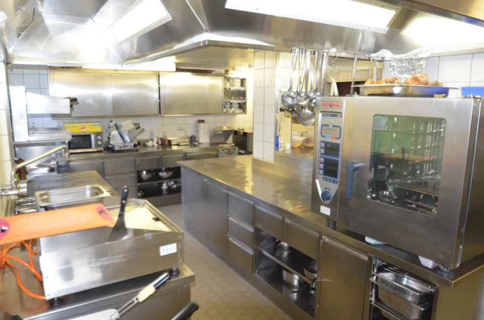 Ristorante nella città storica di Erlach in affitto! – foto 11 di 11