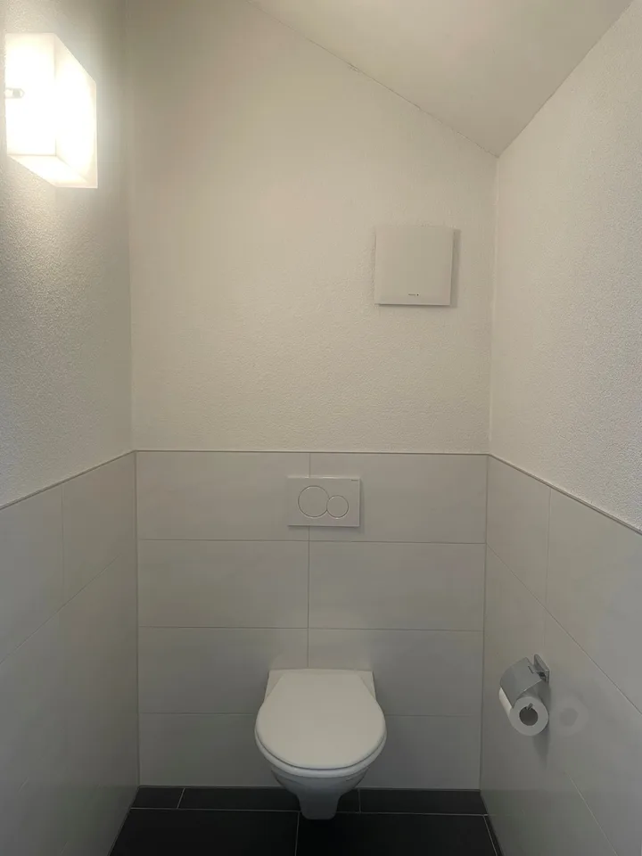 Versatile commercial space – photo 7 of 12