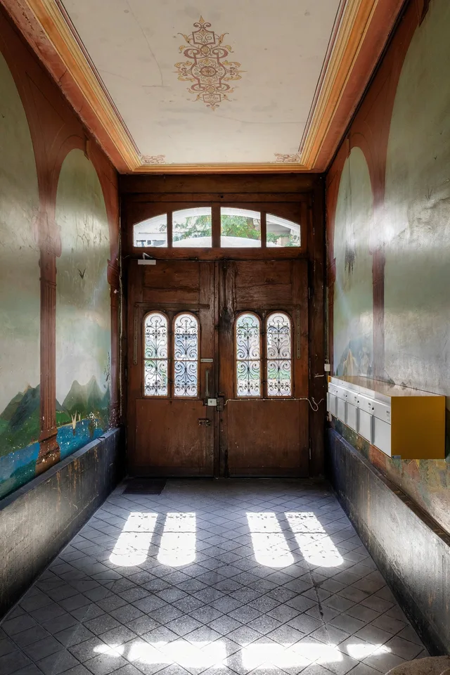 Charaktervolles Stadthaus mit drei Wohnungen und Gewerbeflächen – Foto 6 von 15
