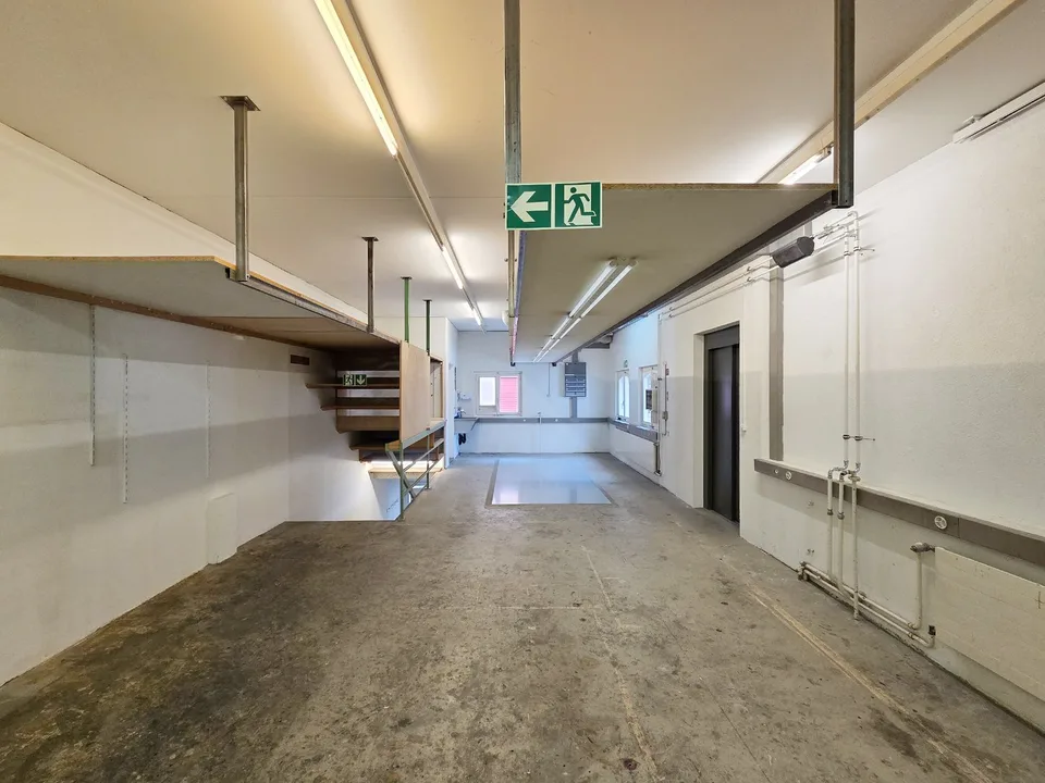 Proprietà commerciale versatile in una posizione centrale – foto 10 di 19