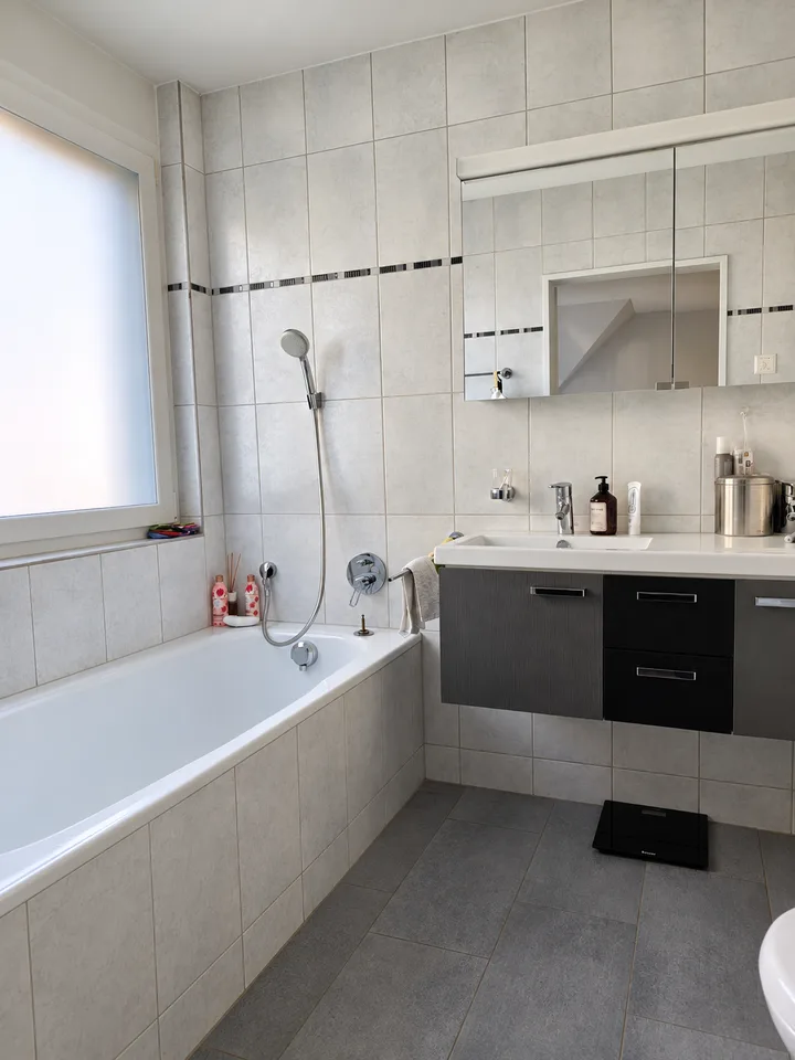 Maisonette-Wohnung im Zentrum von Immensee – Foto 6 von 11