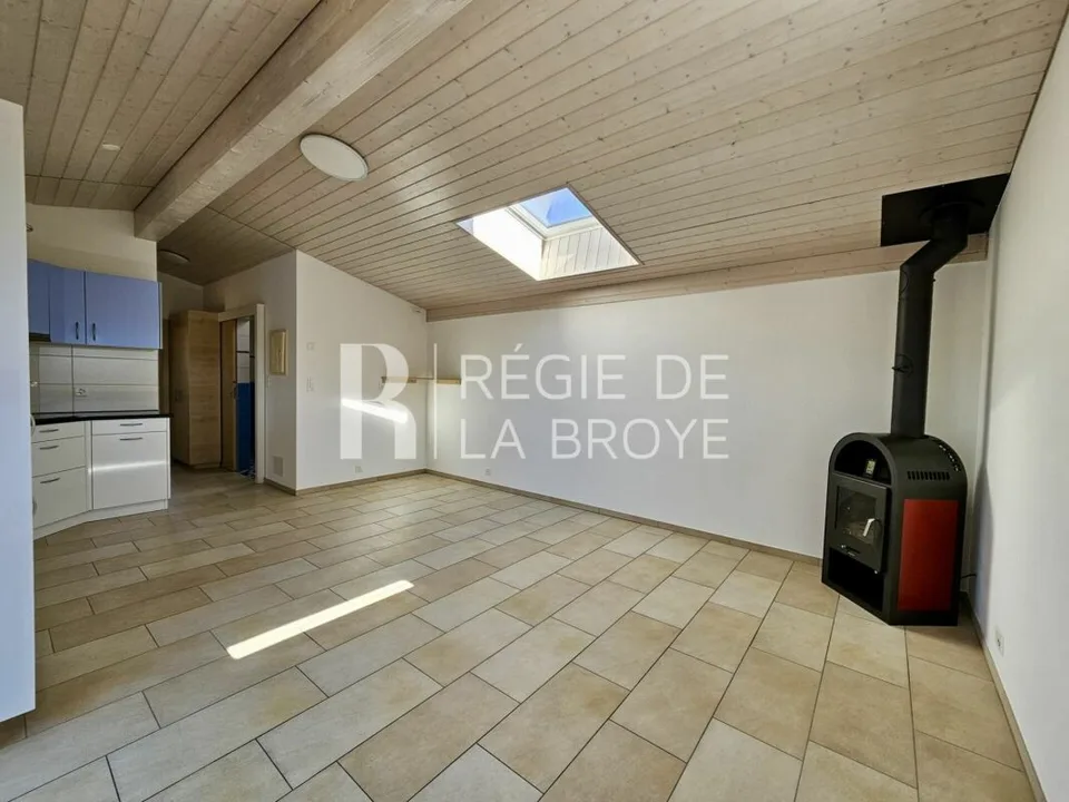 Zweieinhalb-Zimmer-Wohnung im Erdgeschoss in Estavayer-le-Lac – Foto 2 von 10