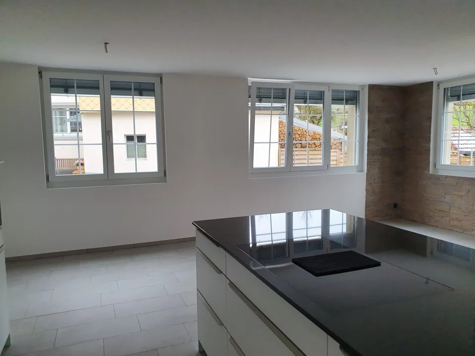 Moderne 4.5-Zimmer-Wohnung im Erdgeschoss in Bauma – Foto 2 von 7