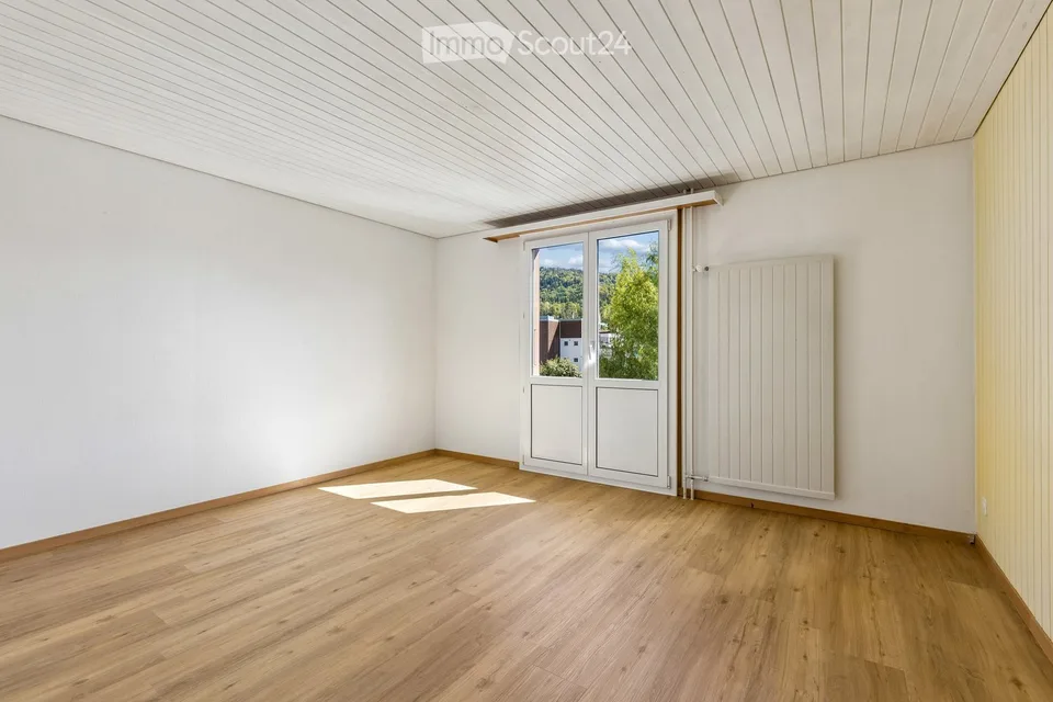 Charmantes Einfamilienhaus mit grossem Garten und viel Potenzial – Foto 11 von 18
