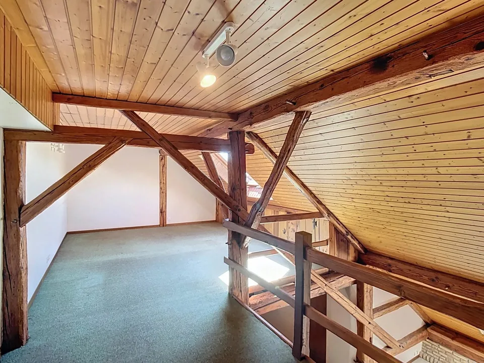 Charmantes Dorfhaus mit privater Terrasse von 25 m² – Foto 6 von 10