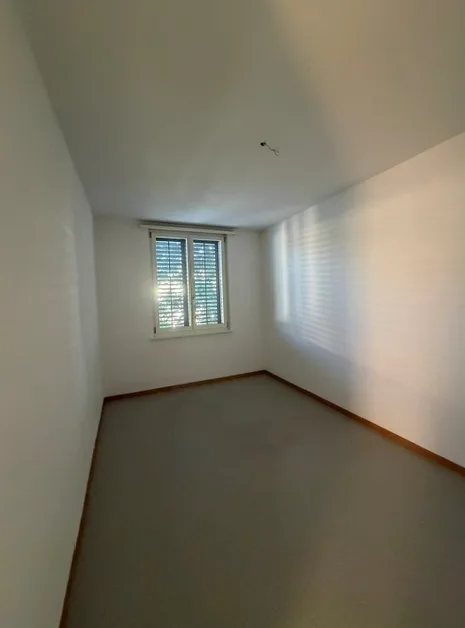 Helle 3-Zimmer-Wohnung in Zürich-Oerlikon zu vermieten! – Foto 5 von 8