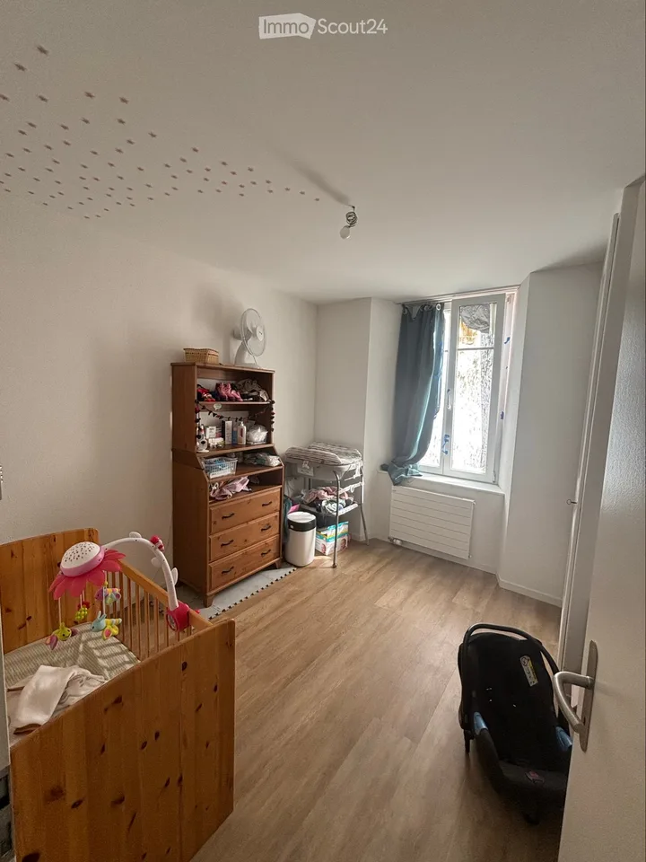 Appartement zur Miete in Fleurier – Foto 4 von 5