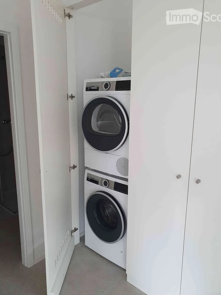 REPRISE DE BAIL - IMMEUBLE 2025 - 3,5 ZIMMER - 2. STOCK (DACHGESCHOSS) – Foto 4 von 5