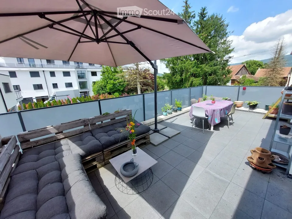 Modernes und helles 3.5-Zimmer-Apartment – Foto 3 von 5