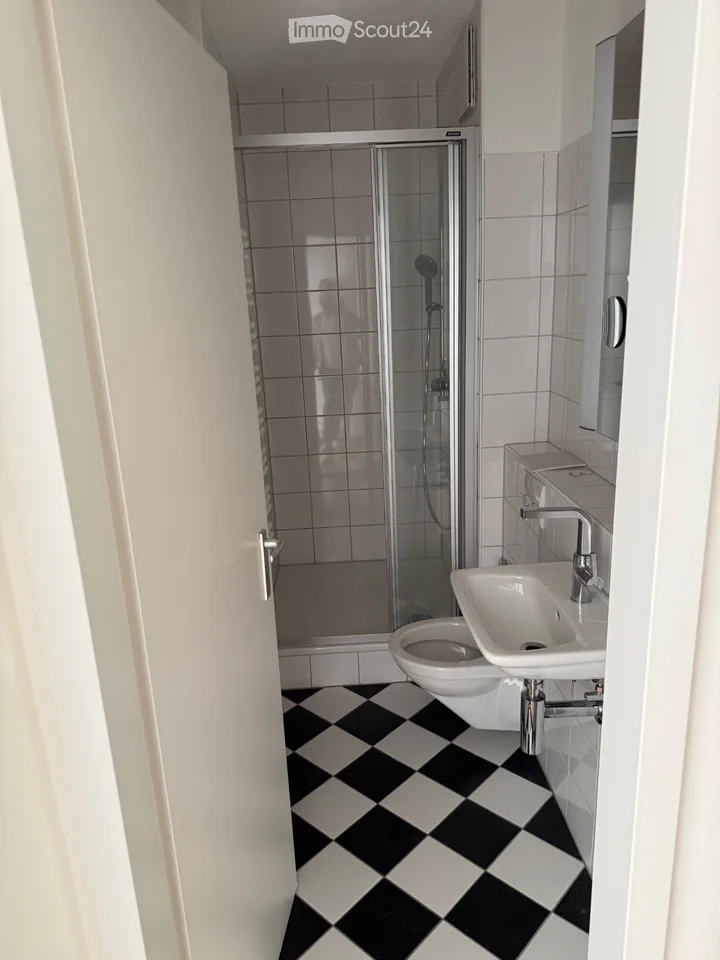 Zimmer frei per sofort – Foto 4 von 5