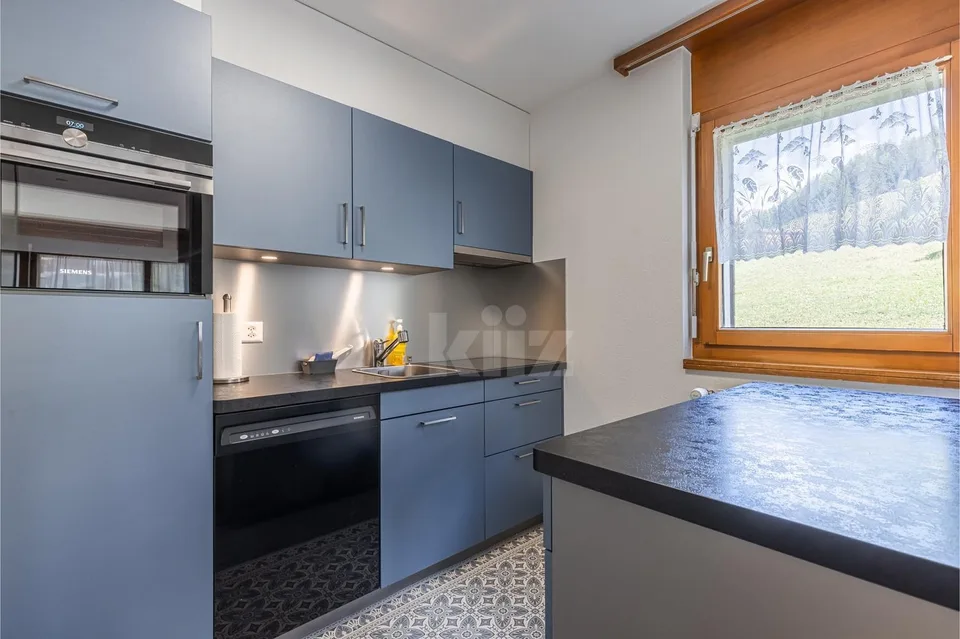 Appartement avec balcon et vue dégagée au pied des pistes – photo 5 sur 13