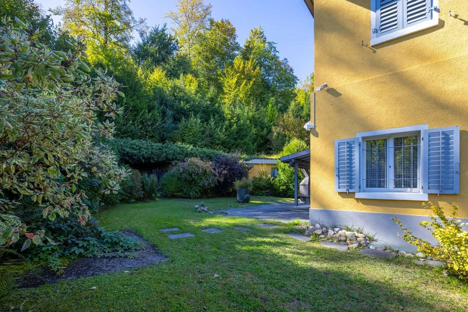 IDILLIO DI GIARDINO A ZÜRICH-AFFOLTERN - Incantevole casa di angolo di 4,5 locali in una posizione tranquilla – foto 7 di 13