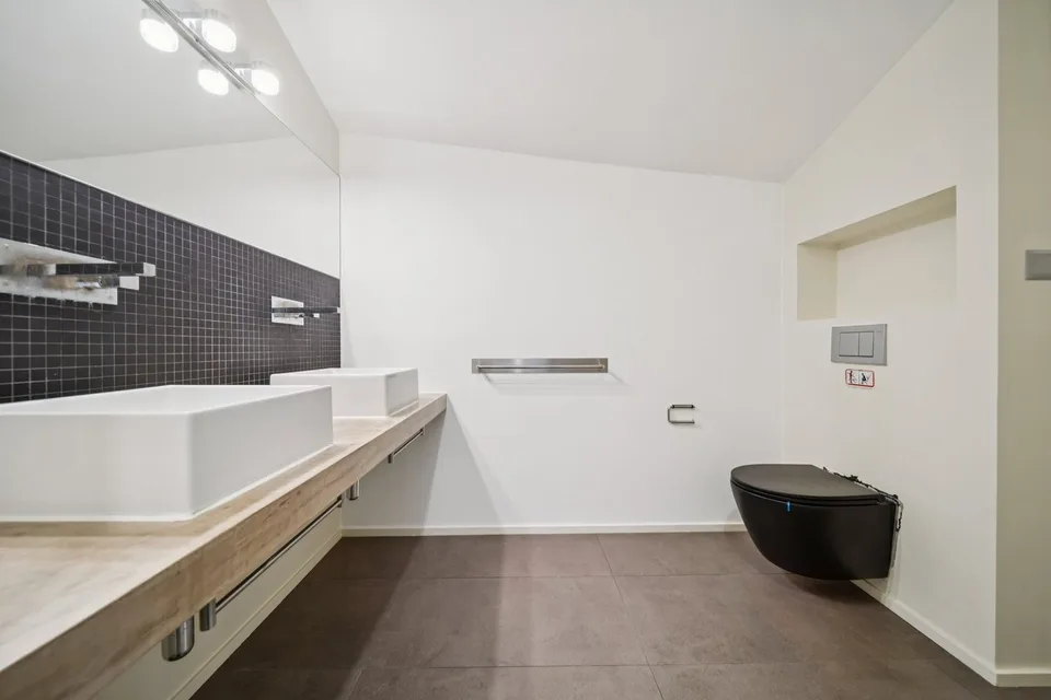 Villa di architetto contemporanea con piscina a Mont-sur-Lausanne – foto 12 di 13