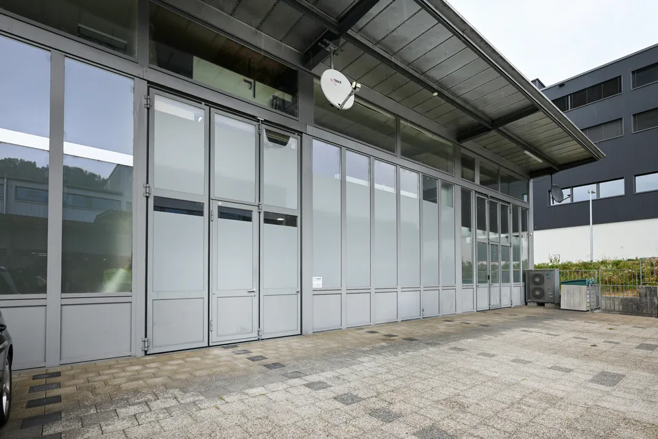 Spazio commerciale con possibilità di utilizzo polivalenti – foto 5 di 5