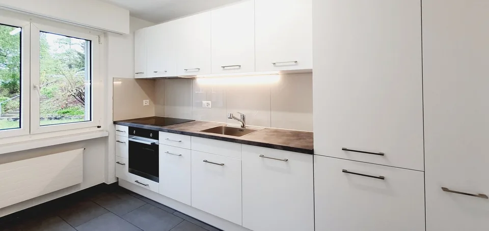 3.5 Zimmerwohnung - ruhige Lage in Rudolfstetten – Foto 2 von 9