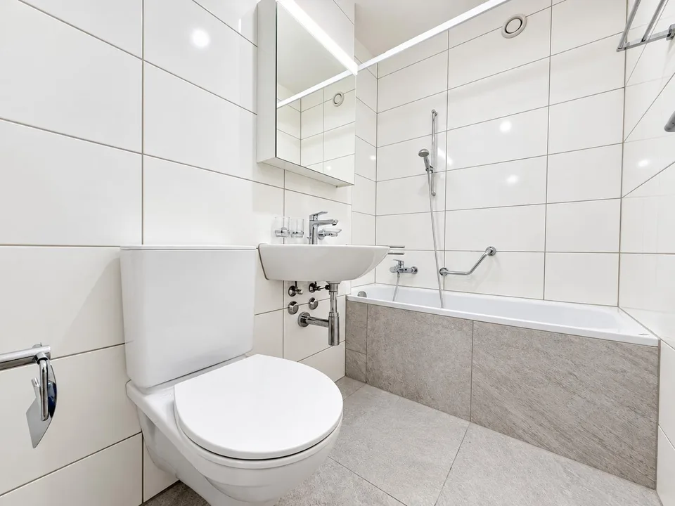Appartement lumineux de 3,5 pièces dans un emplacement central à Kleinbasel – photo 3 sur 13
