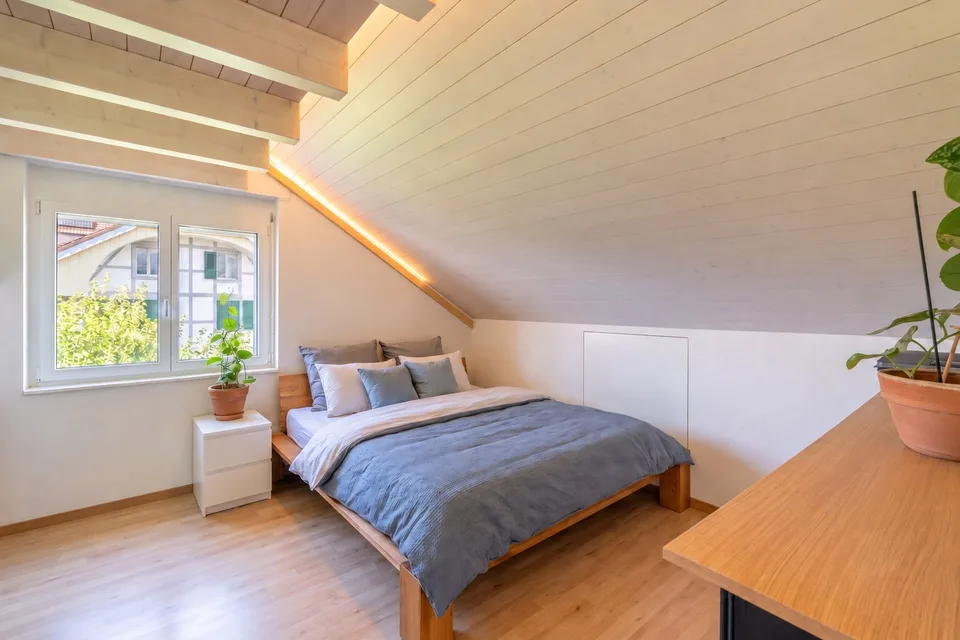 Entrare e sentirsi a casa: appartamento a mansarda moderno con galleria e... – foto 7 di 11