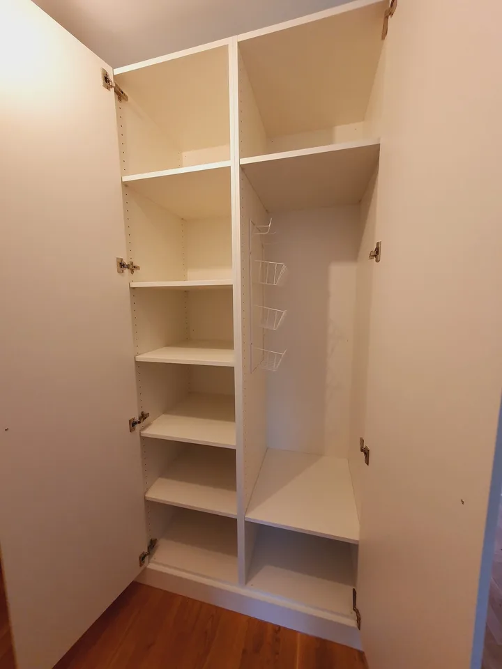 Helle 3.5-Zimmer-Wohnung mit Balkon – Foto 9 von 9