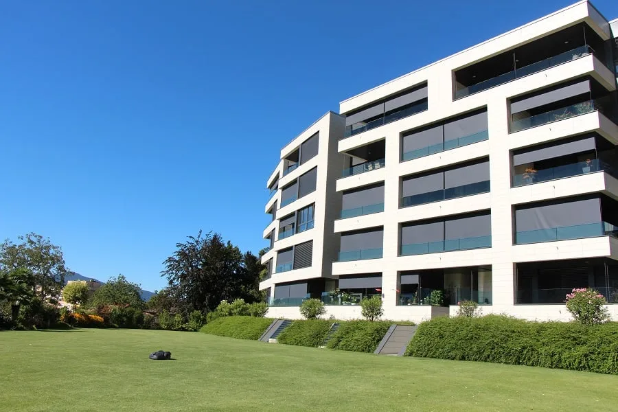 RESIDENZA SANROCCO À LUGANO - 3,5 pièces avec vue sur le lac à louer – photo 2 sur 13