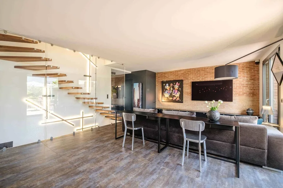 Exklusiv! Wunderschönes Townhouse MINERGIE, in absoluter Ruhe – Foto 3 von 13