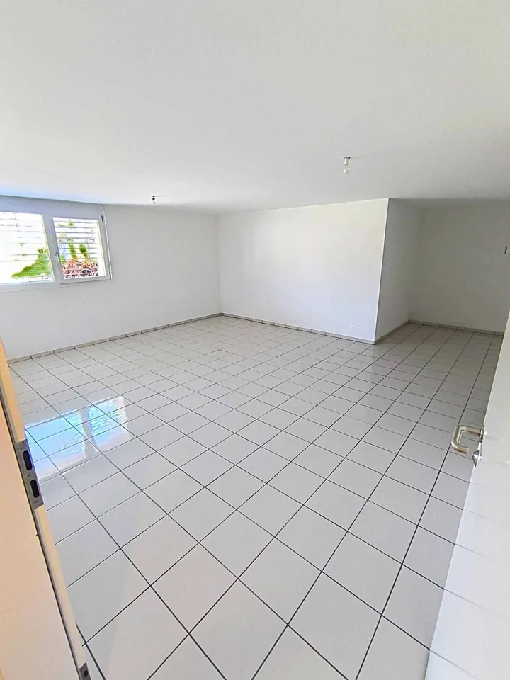 Lokal von 45 m² ideal für Handwerker oder Lagerung – Foto 5 von 6