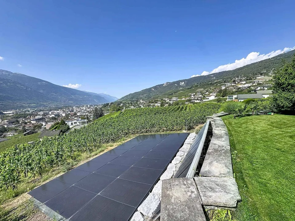Rarely for sale, Master house located in Veyras – photo 12 of 13