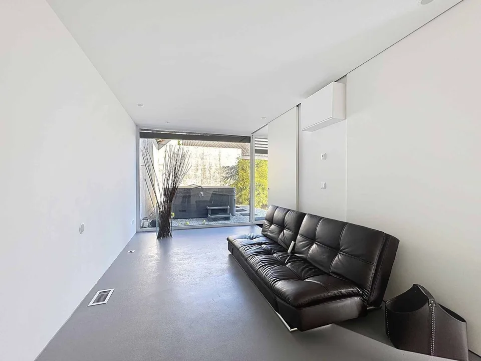 Schöne moderne Villa mit Pool und Wellnessbereich – Foto 6 von 11