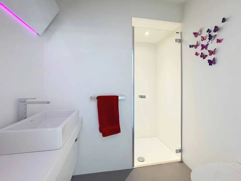 Schöne moderne Villa mit Pool und Wellnessbereich – Foto 7 von 11