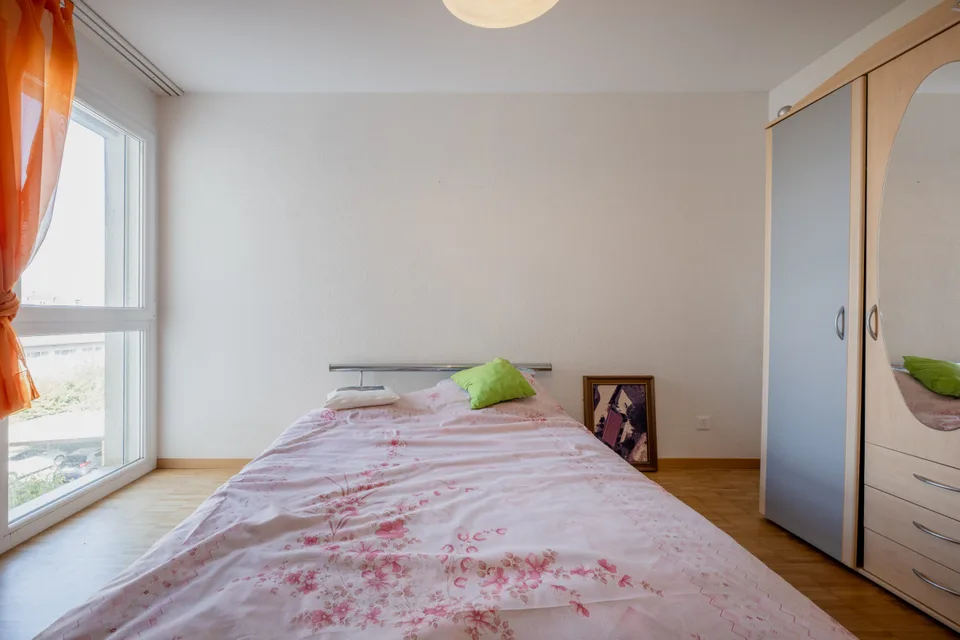 Gelegenheit im Herzen von Estavayer: Helles 4.5-Zimmer-Apartment – Foto 9 von 13