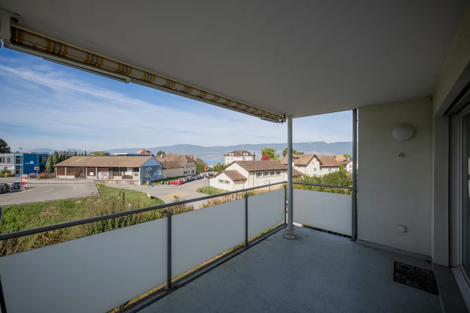 Gelegenheit im Herzen von Estavayer: Helles 4.5-Zimmer-Apartment – Foto 4 von 13