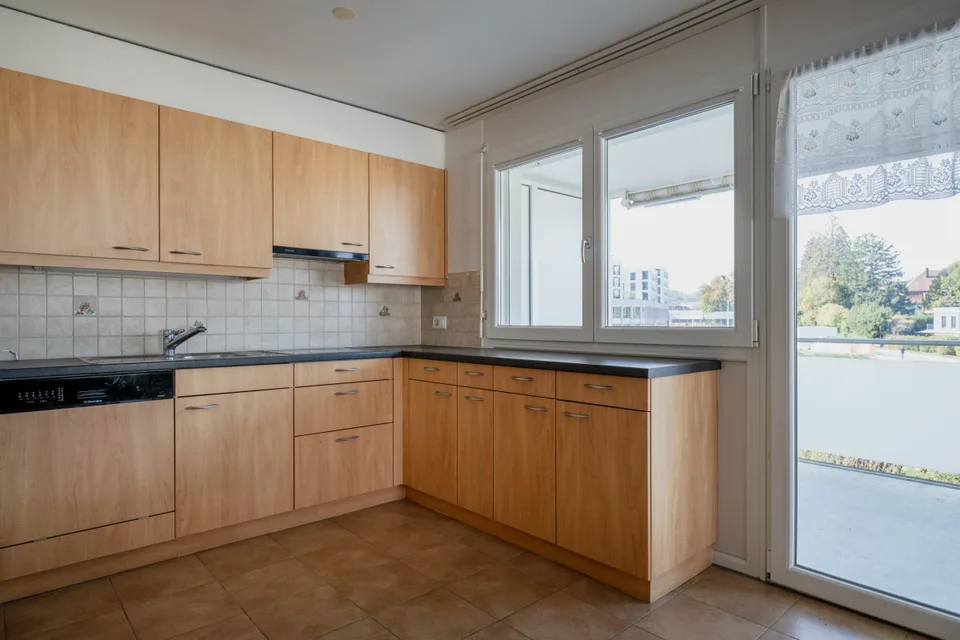 Gelegenheit im Herzen von Estavayer: Helles 4.5-Zimmer-Apartment – Foto 2 von 13