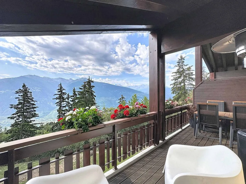 Sehr schönes 4.5-Zimmer-Duplex/Dachgeschoss mit sehr schönem Blick auf die Alpen – Foto 3 von 13