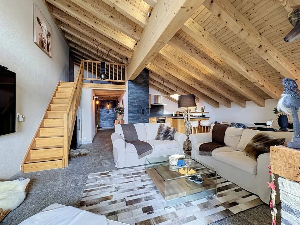 Sehr schönes 4.5-Zimmer-Duplex/Dachgeschoss mit sehr schönem Blick auf die Alpen – Foto 4 von 13