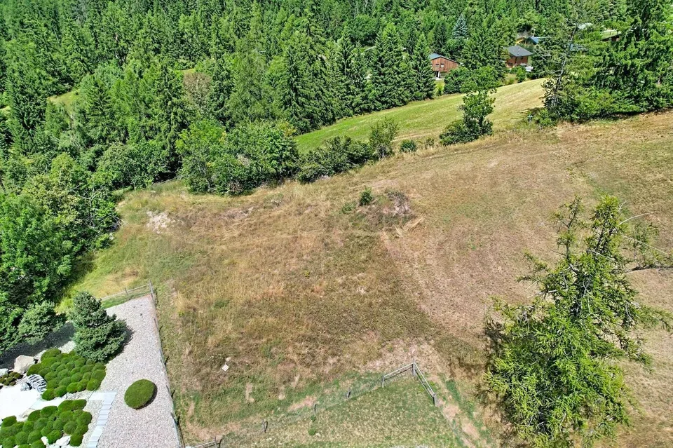 Exceptional plot with building permit – photo 5 of 7