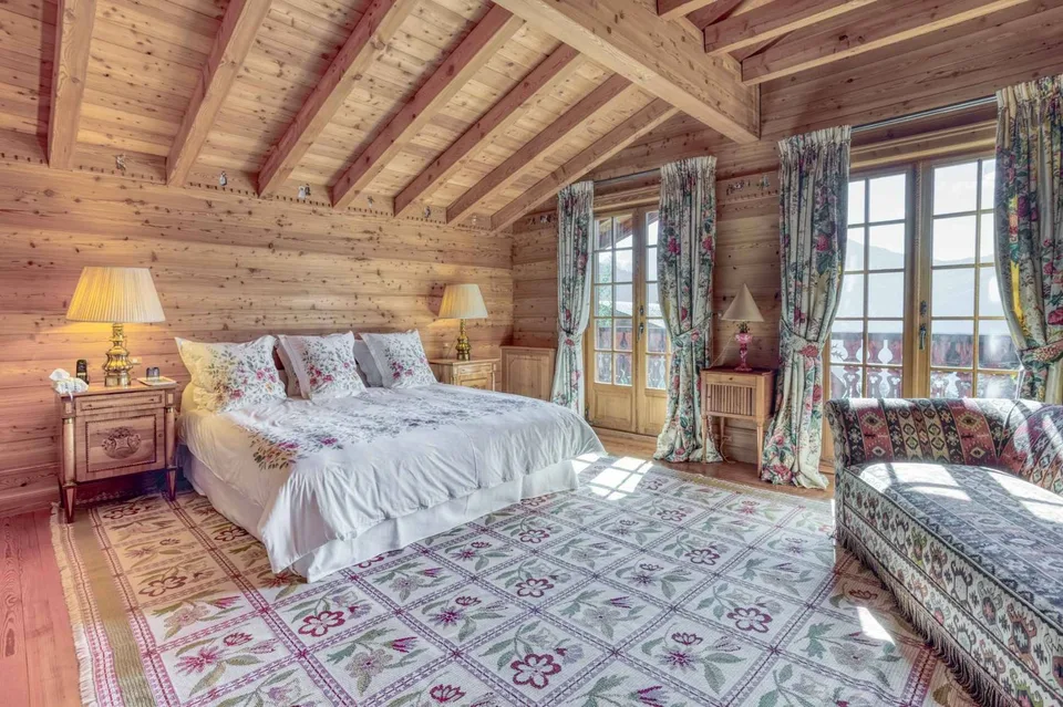 GROßARTIGES CHALET IN ESSERTS 6 SCHLAFZIMMER – Foto 5 von 13