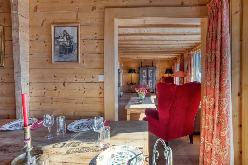 Schönes 7-Zimmer-Ferienhaus: Viertel La Prétairie – Foto 6 von 12