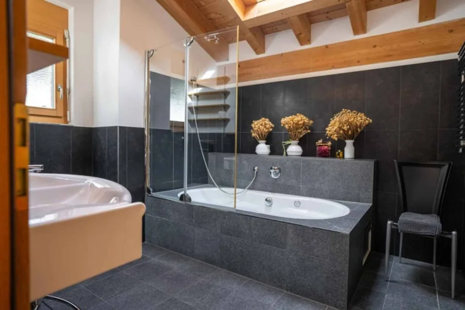 Lussuoso appartamento in duplex a Zermatt con vista mozzafiato sul Cervino – foto 12 di 13