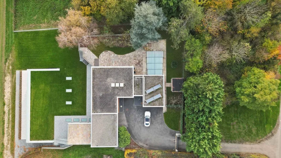 Außergewöhnliche Residenz mit 12 Zimmern und Swimmingpool – Foto 10 von 11