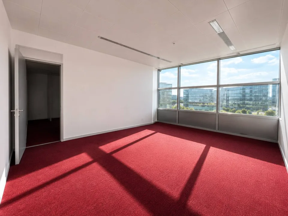Büros zur Miete 200 m² in Grand-Saconnex / Genf international – Foto 2 von 2