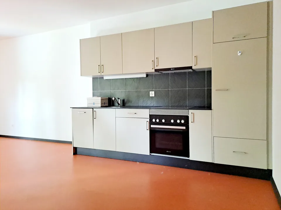 EDOUARD-VERDAN 24A, Appartement de 2.5 pièces - NA10 – photo 3 sur 6