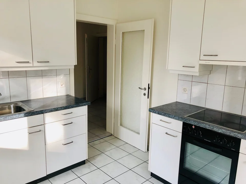 Bello appartamento di 2 camere in posizione centrale a Basilea – foto 3 di 4